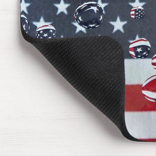 Amerikanische Flagge mit Wassertropfen Mousepad (Ecke)