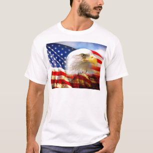 Amerikanische Flagge mit Weißkopfseeadler T-Shirt