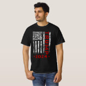 Amerikanische Flagge Trump 2024 45/47 QR Tanzcode T-Shirt (Vorne ganz)