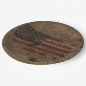 Amerikanische Flagge über rustikales Holz | USA Pa Pappteller (Schrägansicht)