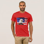 Amerikanische Flagge und Bald-Adler T-Shirt (Vorne ganz)
