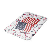 Amerikanische Flagge und Feuerwerke Badematte (Schrägansicht)