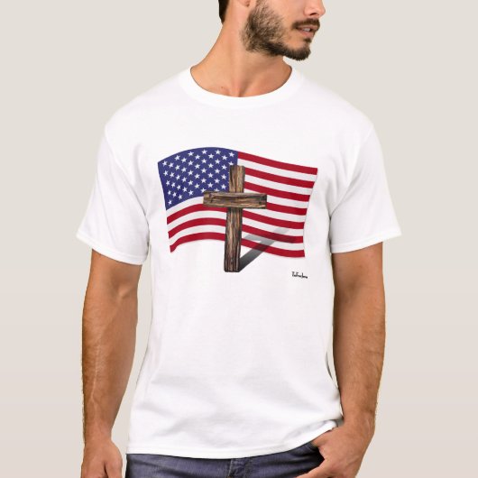 Amerikanische Flagge und geruhtes Kreuz T-Shirt (Vorderseite)
