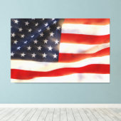 Amerikanische Flagge windet im Wind Leinwanddruck (Insitu (Holzboden))
