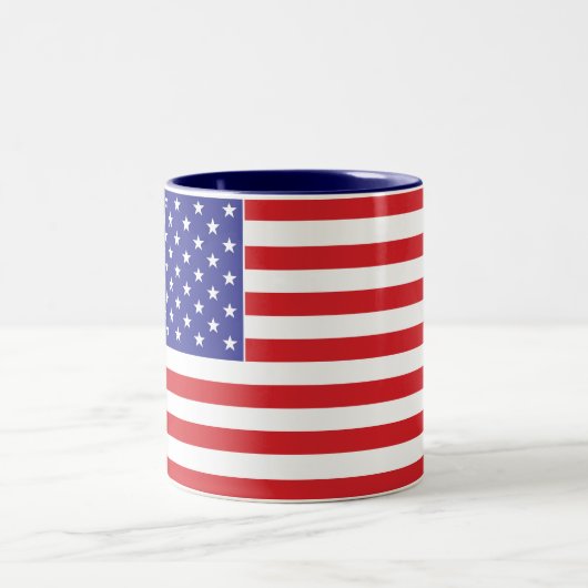 Amerikanische Flagge Zweifarbige Tasse (Mittel)