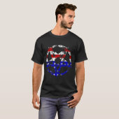 Amerikanische Flaggebeunruhigter Pentagram-T - T-Shirt (Vorne ganz)