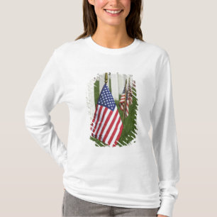 Amerikanische Flaggen auf den Gräbern amerikanisch T-Shirt