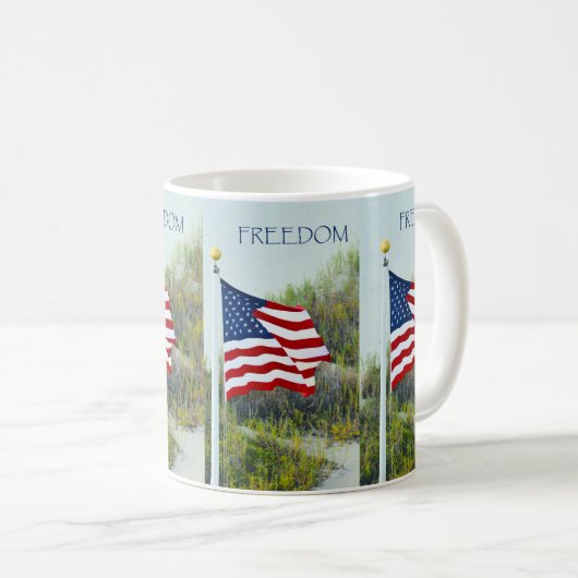 Amerikanische Flaggen-Freiheits-Kaffee-Tasse Kaffeetasse (VorderseiteRechts)