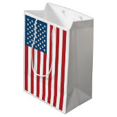 Amerikanische Flaggen-US Flagge USA Mittlere Geschenktüte (Rückseite Schrägansicht)