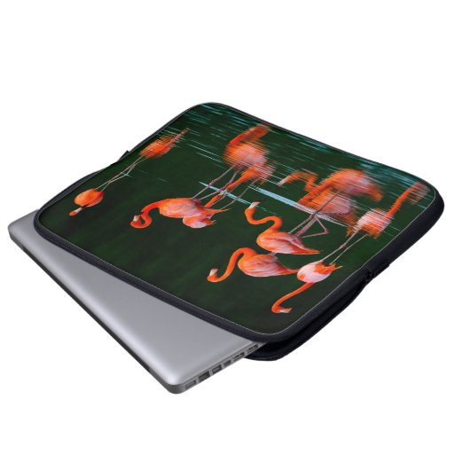 Amerikanische Flamingos mit Reflections Restand Fo Laptopschutzhülle (Vorne Knopf)