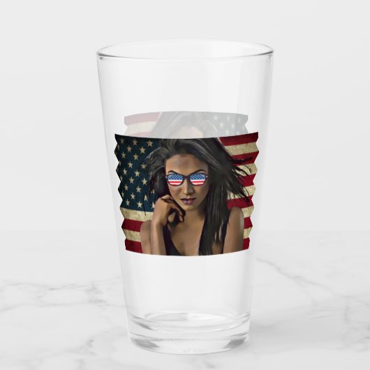 Amerikanische Frau beklagte amerikanische Flagge Glas (Vorderseite)