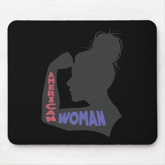 Amerikanische Frau dunkelgrau Mousepad (Vorne)