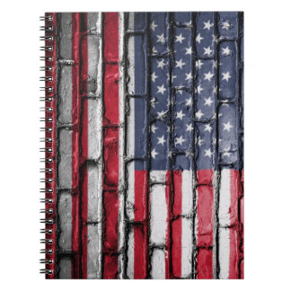 Amerikanische Patriotische US-Flagge an der Mauer Notizblock