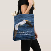 Amerikanische Tasche mit weißem Pelikan (Von Nahem)