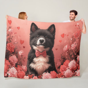Amerikanischer Akita mit Rosen - Valentinstag Fleecedecke