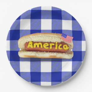 Amerikanischer Hot Dog auf Buffalo Kariert Pappteller