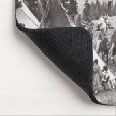 Amerikanischer Ureinwohnerteepee-Lager, Montana, Mousepad (Ecke)