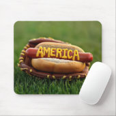 Amerikas Text auf einem heißen Hund im Baseballhan Mousepad (Mit Mouse)
