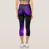 Amethyst Abstrakt Capri Leggings (Rückseite)