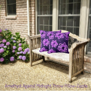 Amethyst gegen Mitternacht Kissen