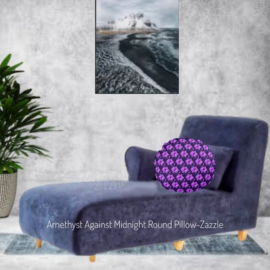 Amethyst gegen Mitternacht Rundes Kissen
