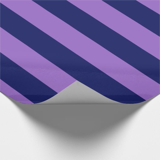 Amethyst Lila, Navy Blue XL Stripes Muster V Geschenkpapier (Ecke)