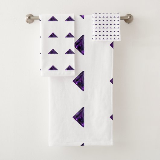 Amethyst Triangle, Februar Birthstone, Lila Badhandtuch Set (Insitu)