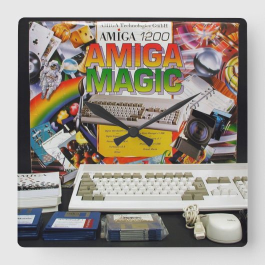 AMIGA MAGIC COMPUTER QUADRATISCHE WANDUHR (Vorderseite)