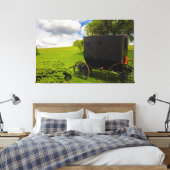 Amish-Buggy auf der Hillside Farm Leinwanddruck (Insitu (Schlafzimmer))