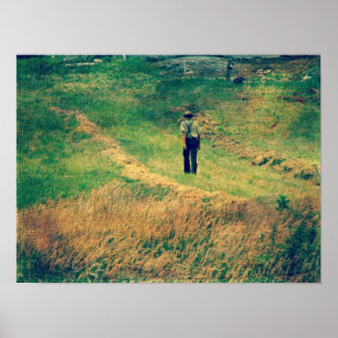 Amish Walking neben dem Hay Field Poster