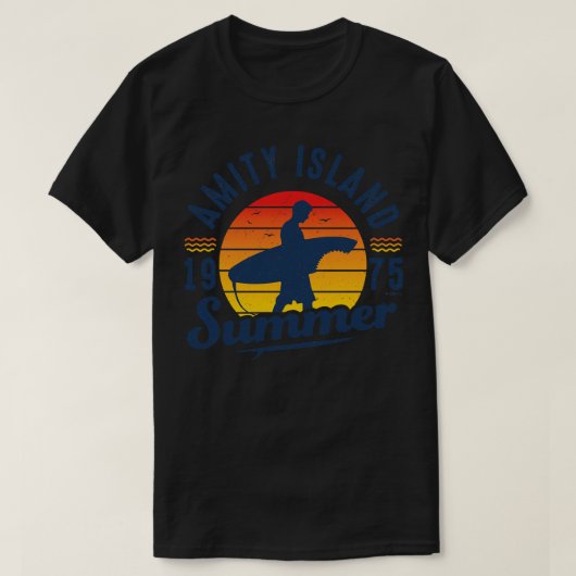 Amity Island Summer 0f 75 Universell UCS LLC T-Shirt (Design vorne)