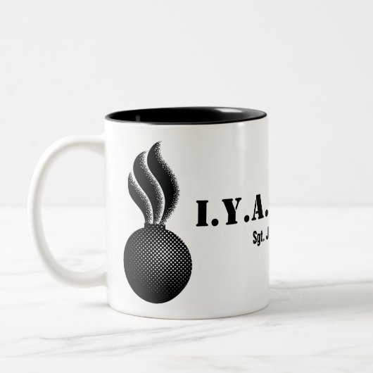 Ammo IYAAYAS Individuelle Name Schwarz-weiß Zweifarbige Tasse (Links)