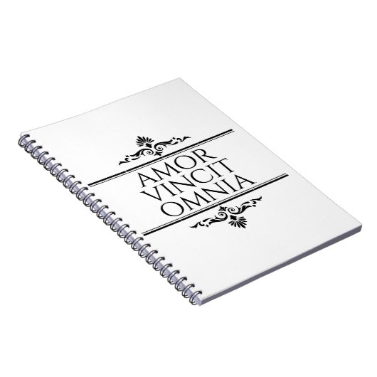 Amor Vincit Omnia Liebe erobert alle lateinischen  Notizblock (Rechte Seite)