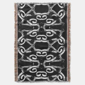 Amora a Black and White Decke (Vorderseite Vertikal)