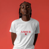 Amour Liebe minimalistisch Herzrot Typografie T-Shirt