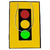 Ampel vor Vorsicht Straßenschild Mittlere Geschenktüte (Vorderseite)