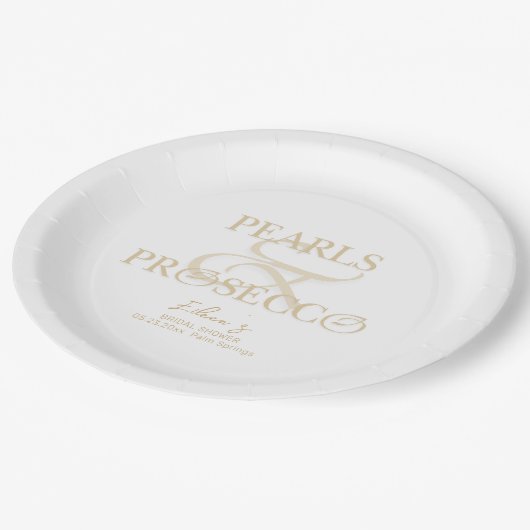 Ampersand Weiße Perlen & Prosecco Brautparty Pappteller (Schrägansicht)