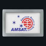 AMSAT Logo-Gürtelschnalle Rechteckige Gürtelschnalle<br><div class="desc">Eine Gürtelschnalle,  die das AMSAT Logo kennzeichnet.</div>