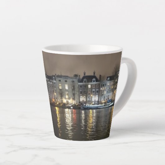 Amsterdam, Canal by Night Latte Tasse (Rechte Ecke)