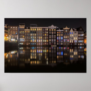 Amsterdam-Häuser mit bunten Lichtern in der Nacht Poster