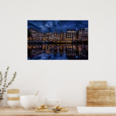 Amsterdam mit Kanälen in Dusk Poster (Küche)