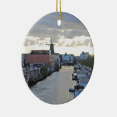 Amsterdamkanal und -windmühle mit untergehender keramik ornament (Rechts)