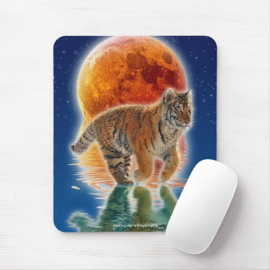 Amur Tiger Cub & Moon Fantasy Wildlife Mousepad (Mit Mouse)