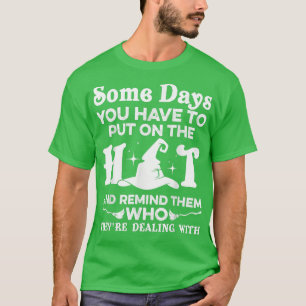 An ein paar Tagen muss man die Hutwitze anziehen. T-Shirt