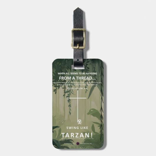 An einem Thread hängen Gepäckanhänger (Vorderseite vertikal)