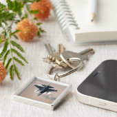 An Emirati F-16 Schlüsselanhänger (Seite)