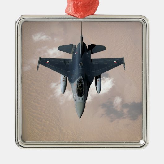 An Emirati F-16 Silbernes Ornament (Vorne)