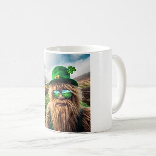 An Irish Sasquatch Kaffeetasse (VorderseiteRechts)