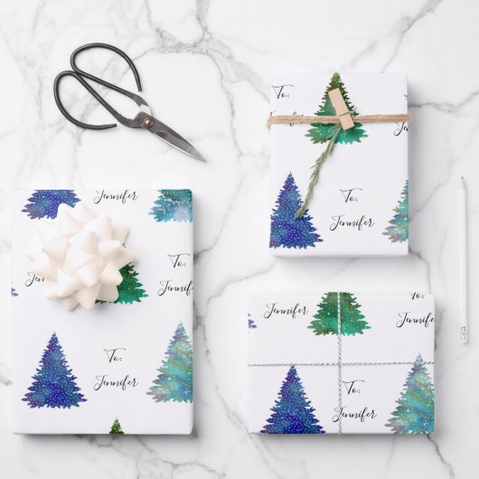 An: Name Cursive farbenfrohe Weihnachtsbäume Geschenkpapier Set (Vorderseite)