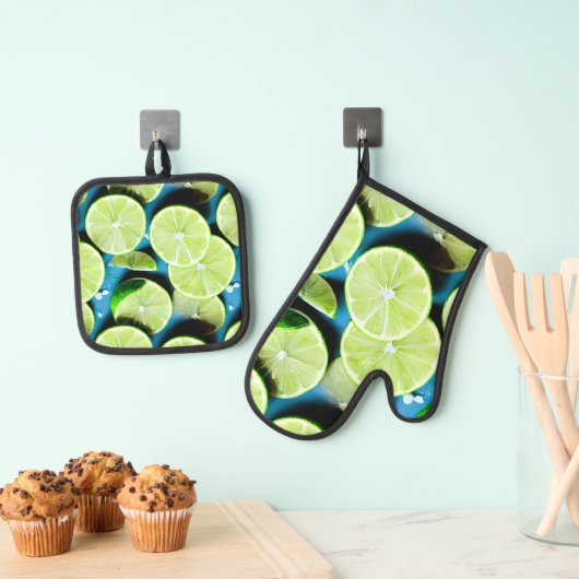 An Ofenhandschuh & Topflappen-Set (Insitu (Hängend))